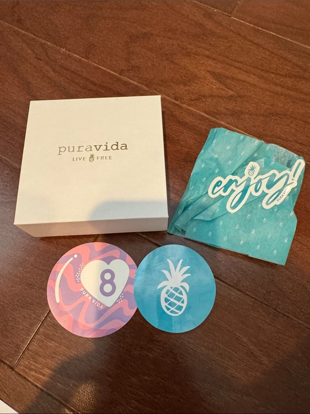 Pura Vida wave ring pastel Ring box & Pink and blue Stickers size 7